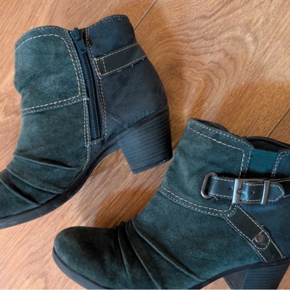 Earth Spirit Women's Ankle Boots in Dark Green